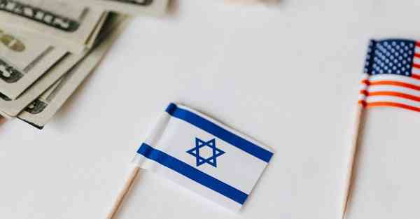 人的归宿是人工智能机器人，人工机器人智能