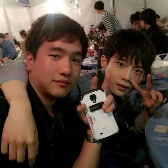 翁明爱玉