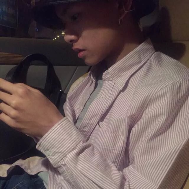 裴贤鸣儿