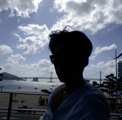 周巧菡杰