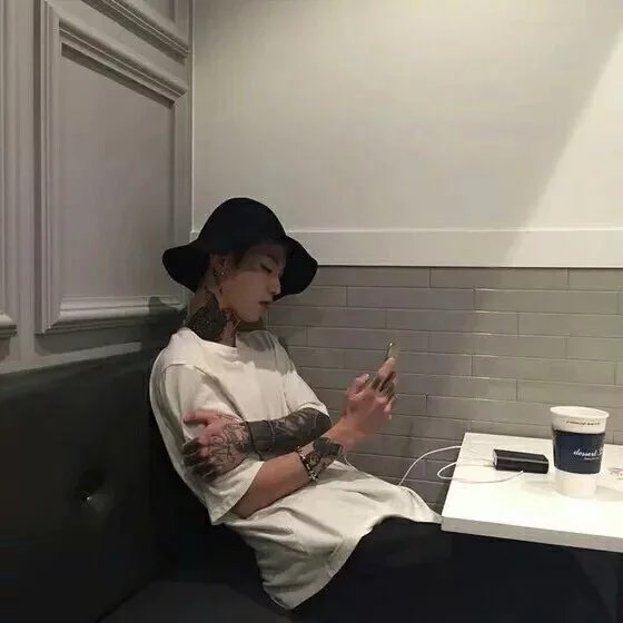 汤友荣进