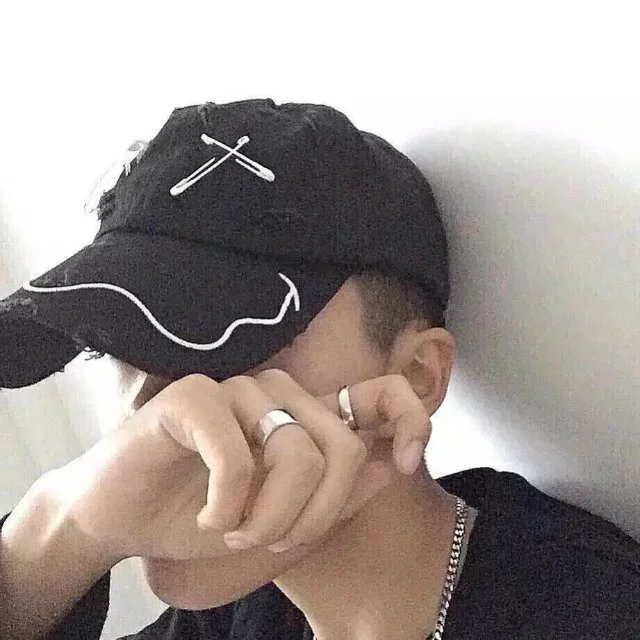 谭朗蝶春