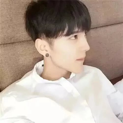 韦纨环妹